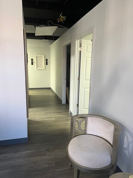 More Photos Of 1425 S University Ave, Little Rock Office For Sale
