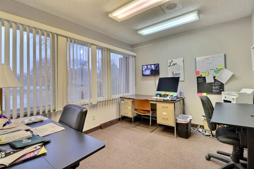 More Photos Of 230 E 22nd St, Fremont Medical For Sale