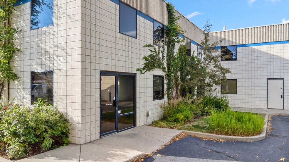 More Photos Of 10855 Irma Dr, Northglenn Warehouse For Sale