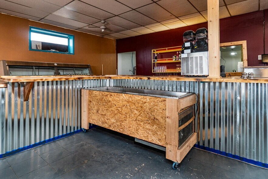 More Photos Of 9298 Texas 86, Silverton Restaurant For Sale