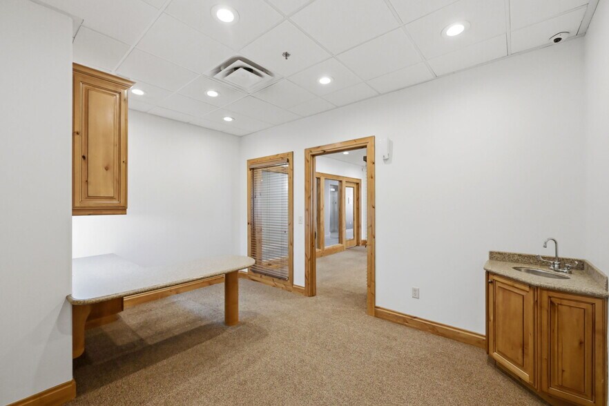 More Photos Of 7478 S Campus View Dr, West Jordan Medical For Sale
