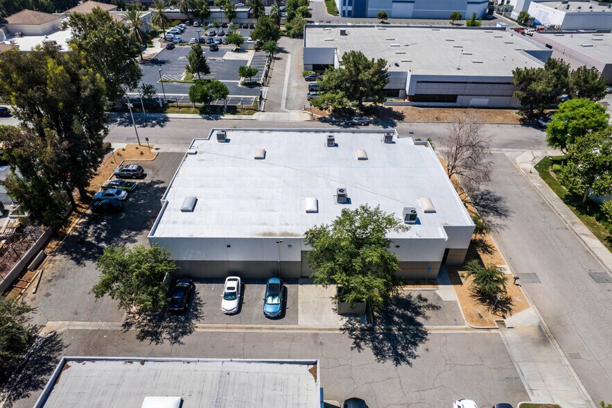 More Photos Of 665-675 Lincoln Ave, San Bernardino Warehouse For Sale