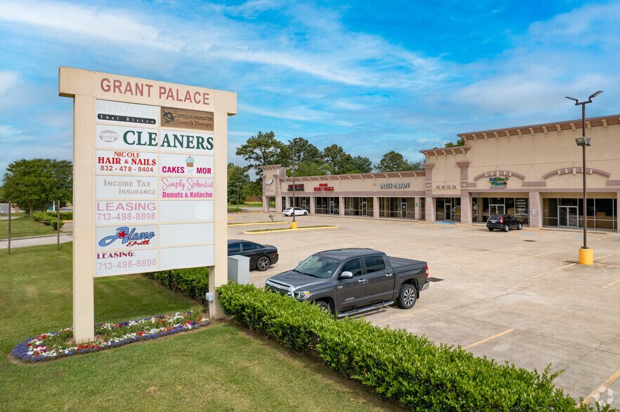 More Photos Of 10130 Grant Rd, Houston Unknown For Lease