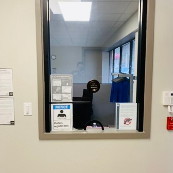 More Photos Of 1809 24th Ave, Gulfport Storefront Retail Office For Lease