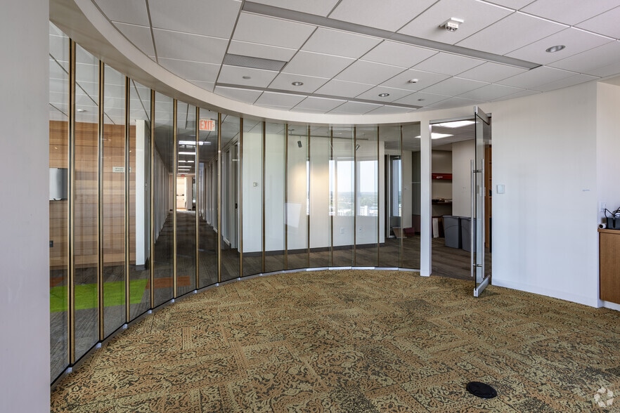 More Photos Of 101 5th St E, Saint Paul Office For Sale