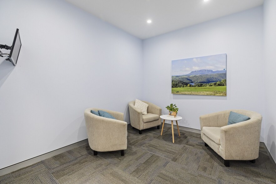 More Photos Of 8-12 Maitland Rd, Islington Office For Lease