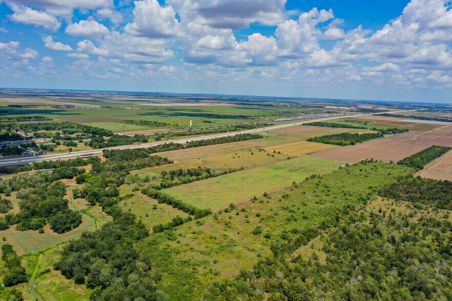 More Photos Of 1210 Darst Road, Beasley Land For Sale