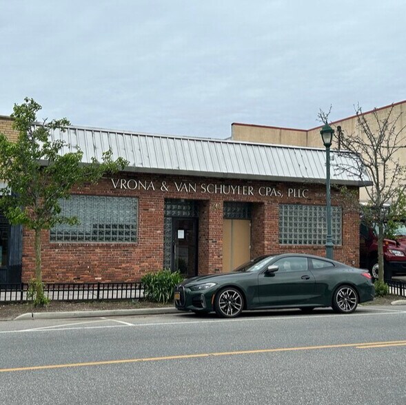 More Photos Of 240 Long Beach Rd, Island Park Office For Sale