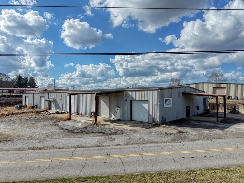 More Photos Of 86 Old Blue Ridge Hwy, Blairsville Warehouse For Sale
