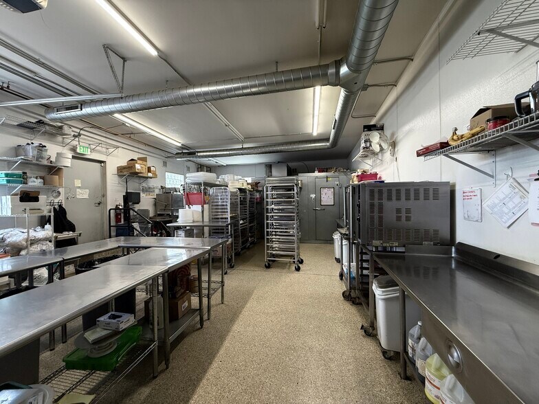 More Photos Of 1886 S Broadway, Denver Freestanding For Lease