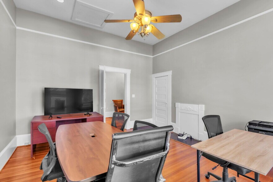 More Photos Of 408 N Main St, Greer Office For Sale