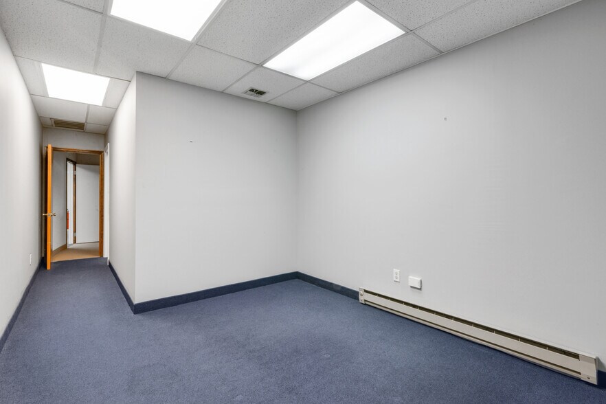 More Photos Of 127 Chestnut St, Roselle Park Storefront For Sale