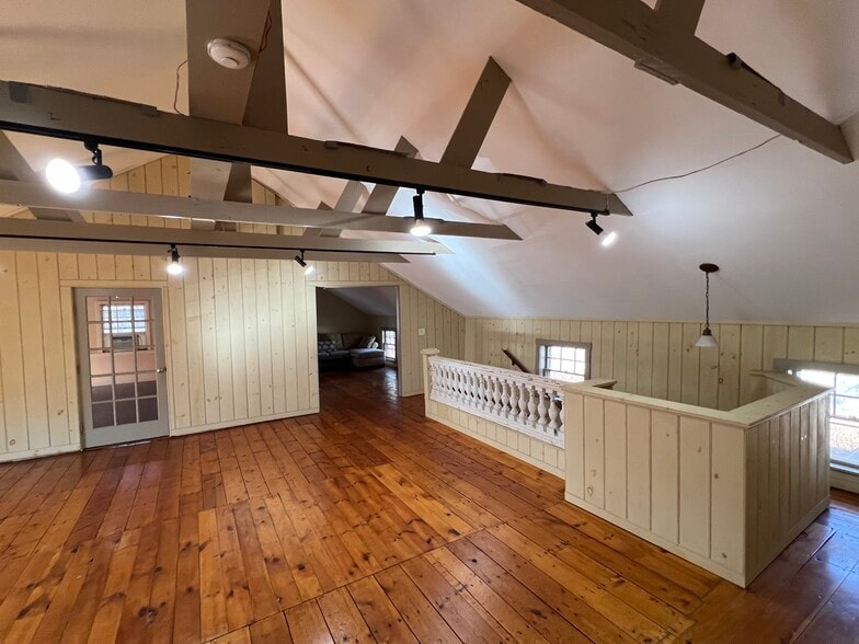 More Photos Of 80 Lafayette Rd, Hampton Falls Freestanding For Lease