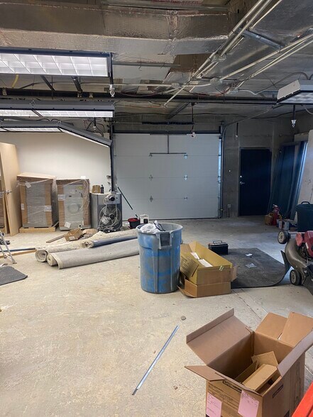 More Photos Of 9777 W Chinden Blvd, Garden City Office For Lease