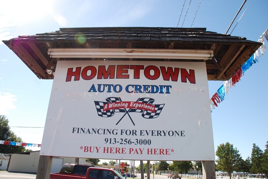 More Photos Of 425 E Main St, Osawatomie Auto Dealership For Sale
