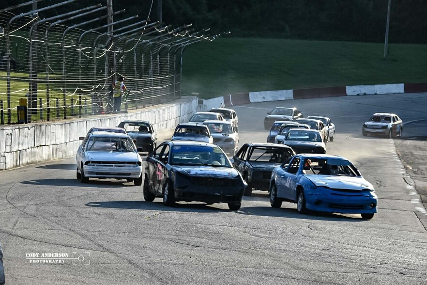 More Photos Of 11215 Flagstaff Rd, Tomah Racetrack For Sale