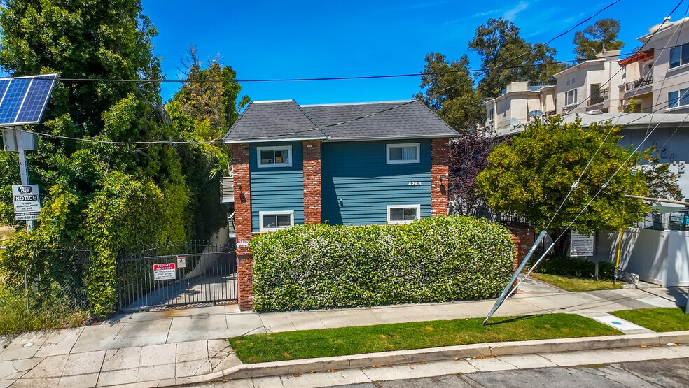 Primary Photo Of 4248 Arch Dr, Studio City Apartments For Sale