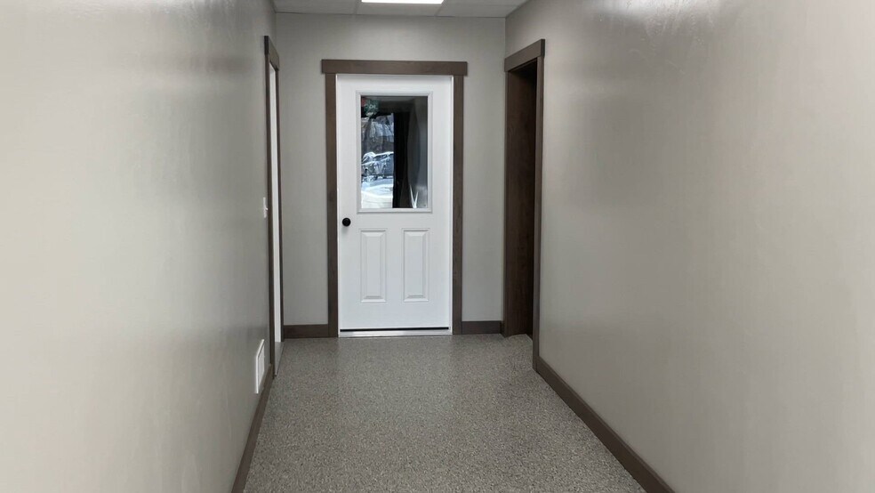 Primary Photo Of 6991 Township Road 654, Millersburg Office Residential For Lease