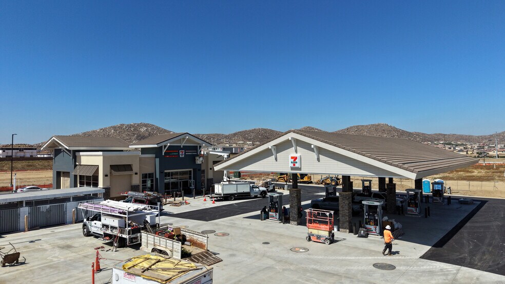 More Photos Of 1 Domenigoni Parkway, Winchester Convenience Store For Sale