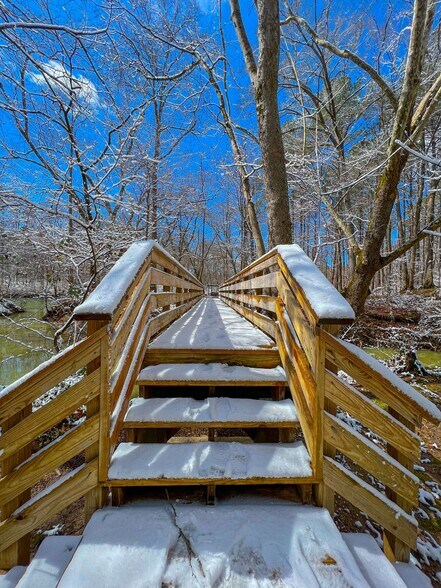 More Photos Of 867 Welcome Valley Rd, Benton Hotel For Sale