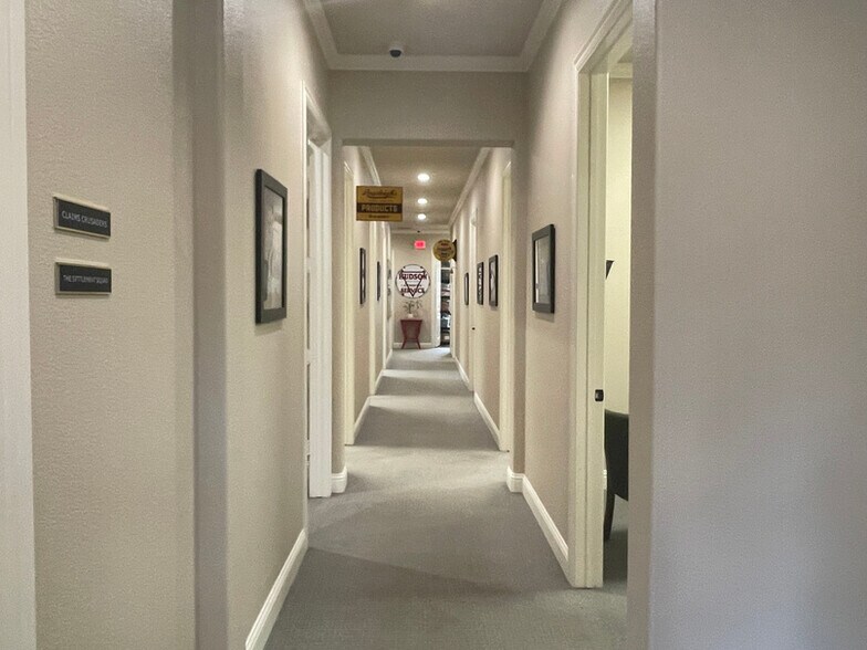 More Photos Of 4221 Medical Pky, Carrollton Medical For Lease
