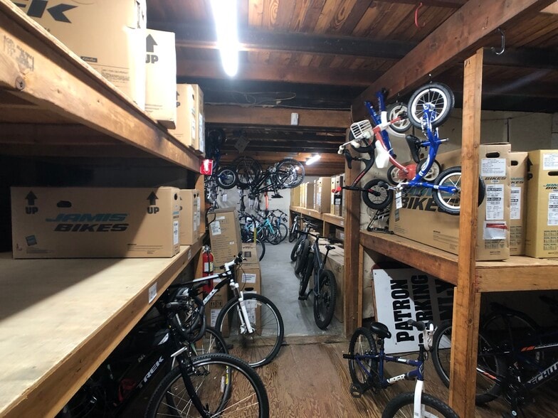 More Photos Of 270 Larkfield Rd, East Northport Storefront Retail Office For Sale