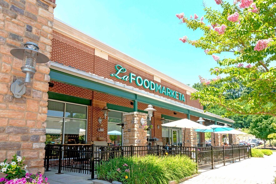 More Photos Of 2650 Quarry Lake Dr, Baltimore Medical For Lease