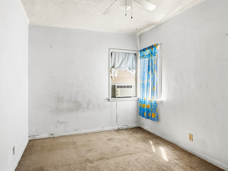 More Photos Of 1218 N Hollywood Way, Burbank Multifamily For Sale