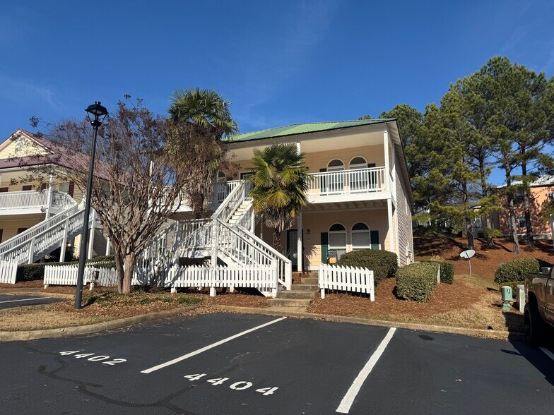 More Photos Of 8082 Veterans Pkwy, Columbus Apartments For Sale