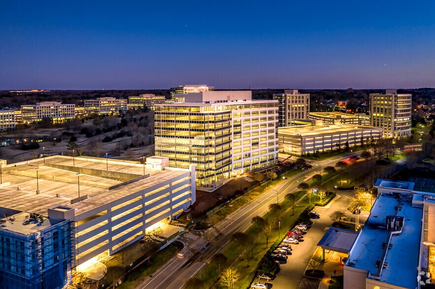 More Photos Of 13146 Ballantyne Corporate Pl, Charlotte Office For Lease