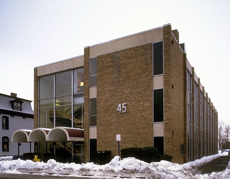 More Photos Of 45 Essex St, Hackensack Office For Sale