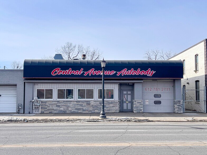 Primary Photo Of 2628 Central Ave NE, Minneapolis General Retail For Sale