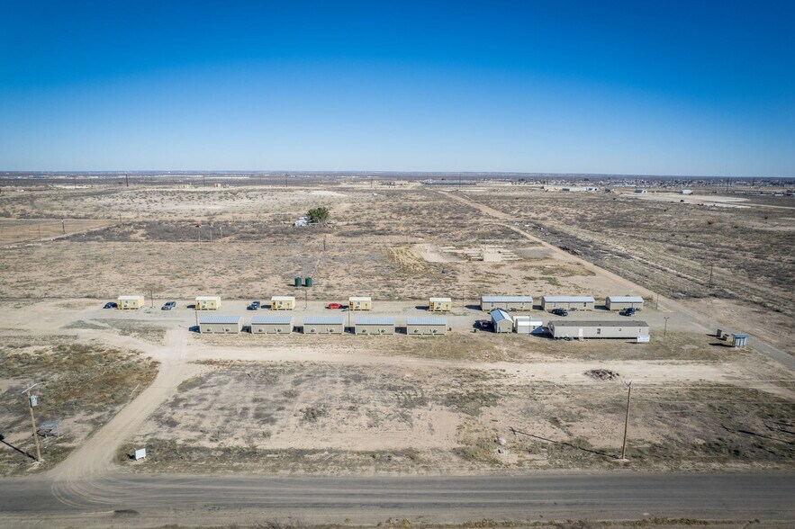 More Photos Of 158 Co Road 404, Pecos Apartments For Sale