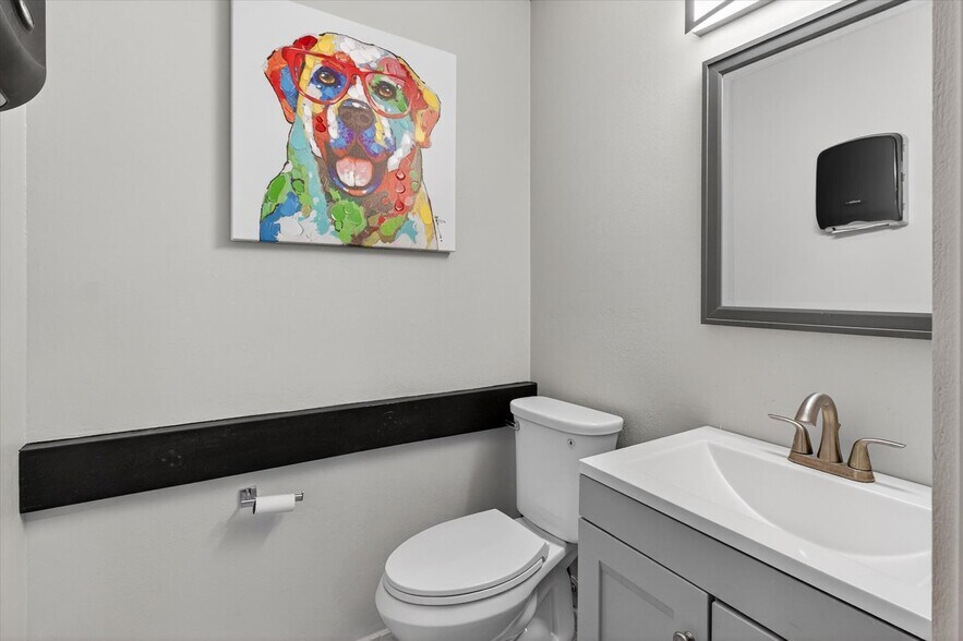 More Photos Of 10225 Ulmerton Rd, Largo Medical For Sale