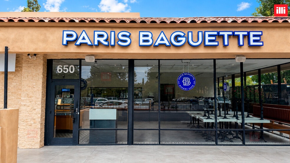 More Photos Of 650-728 N Moorpark Rd, Thousand Oaks Unknown For Lease