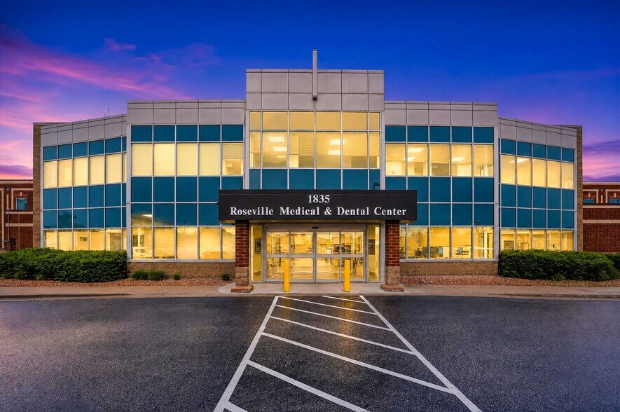 More Photos Of 1835 W County Road C, Roseville Medical For Lease