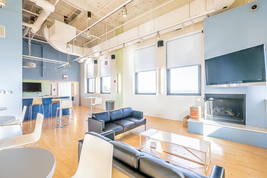 More Photos Of 59 E Van Buren St, Chicago Apartments For Lease