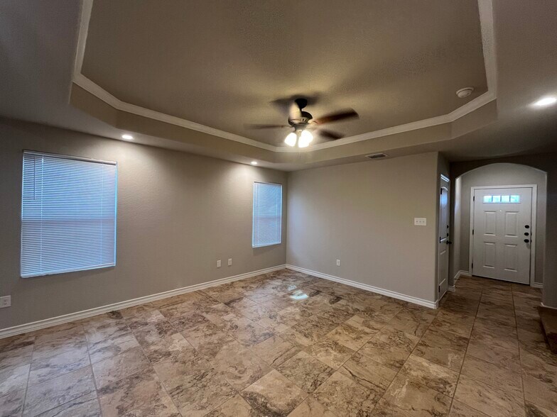 More Photos Of 6303 Luglio Ln, San Antonio Multifamily For Sale