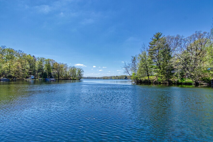 More Photos Of 1085 N County Highway F Unit 26, Birchwood Restaurant For Sale