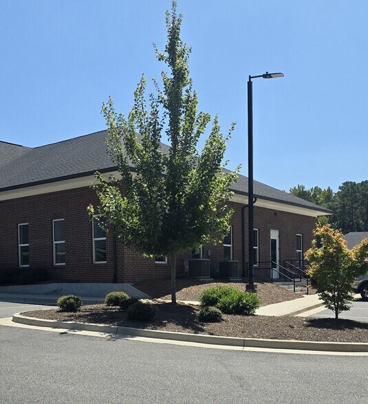 More Photos Of 2053 Experiment Station Rd, Watkinsville Medical For Lease