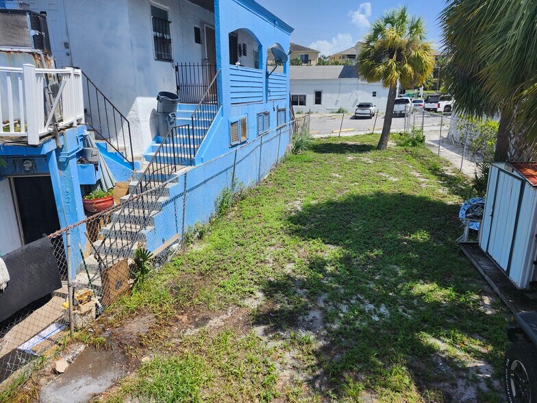 More Photos Of 531 Athens St, Tarpon Springs Storefront Retail Office For Sale