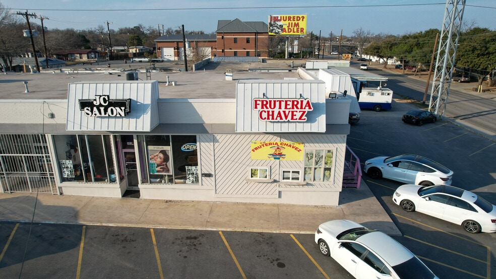 More Photos Of 107-109 Latch Dr, San Antonio Storefront Retail Office For Lease