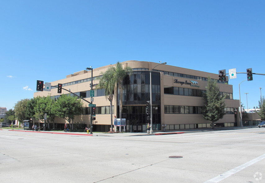 301 S Fair Oaks Ave, Pasadena, CA 91105 - Medical Office For Lease  