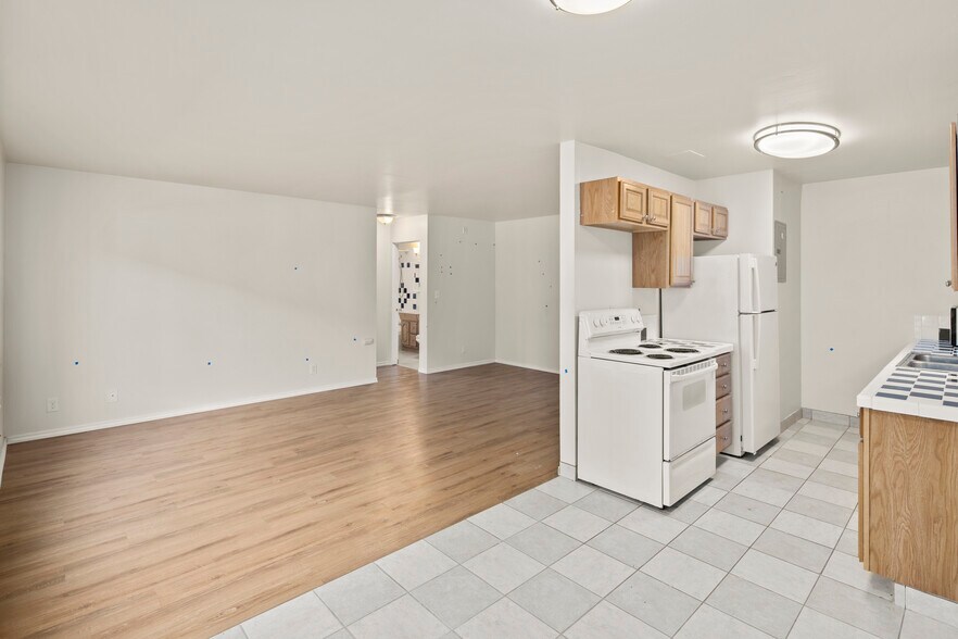 More Photos Of 507 19th Ave E, Seattle Apartments For Sale