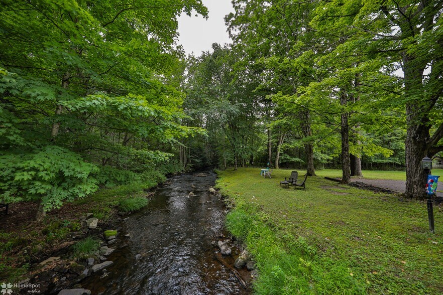 More Photos Of 2468 Route 390, Canadensis Hospitality For Sale