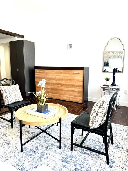 More Photos Of 207 E Redwood St, Baltimore Apartments For Sale