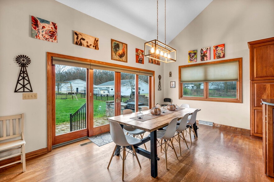 More Photos Of 16449 S Boone Rd, Columbia Station Specialty For Sale