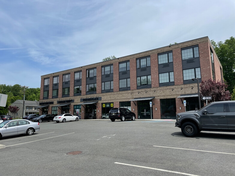 More Photos Of 62 Broadway, Woodcliff Lake Apartments For Sale
