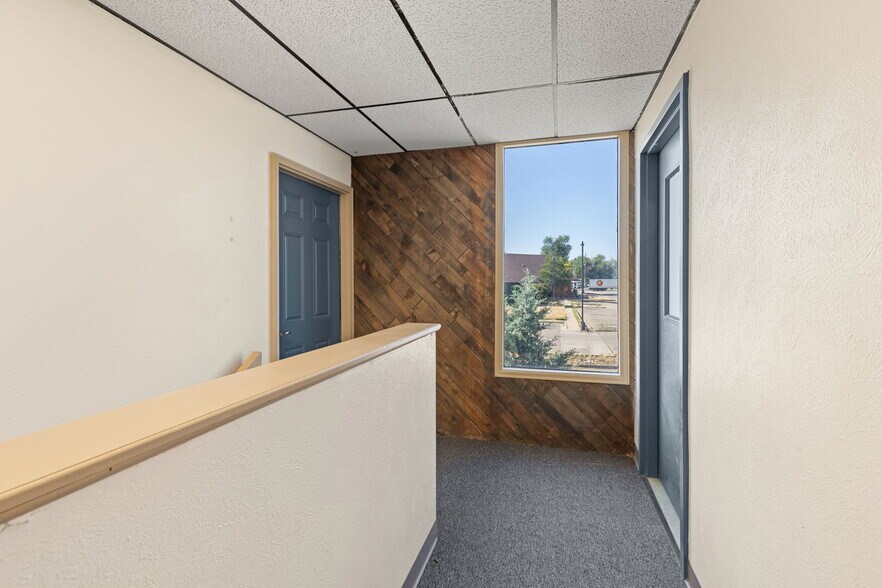 More Photos Of 1700 55th St, Boulder Warehouse For Sale