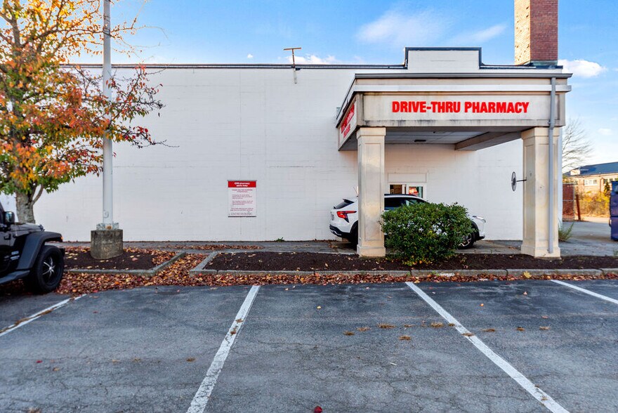 More Photos Of 2 Sarahs Way, Fairhaven Unknown For Lease